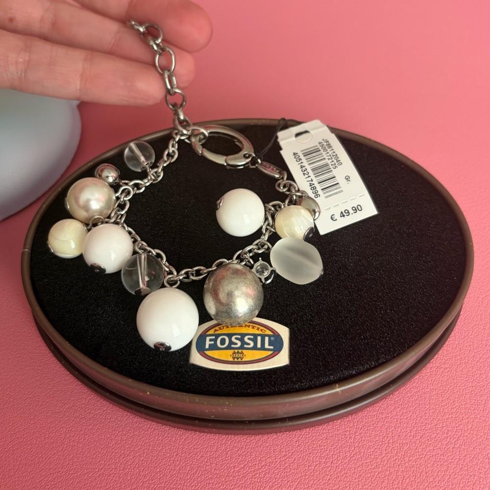 New with tag Fossil brand bracelet - Picture 4 of 6